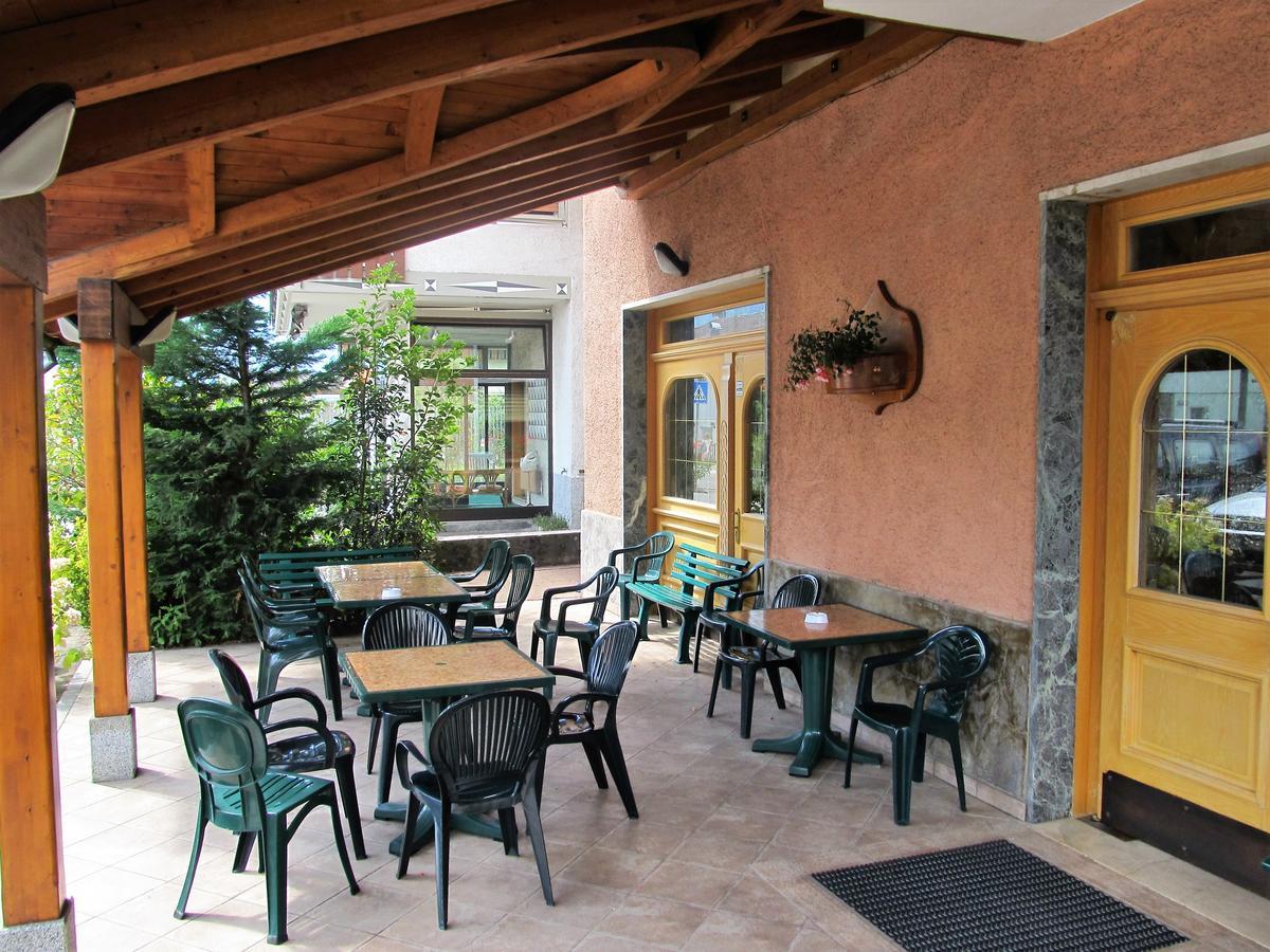 ترينتينو ألتو أديجي Green Base Hotel B&B المظهر الخارجي الصورة